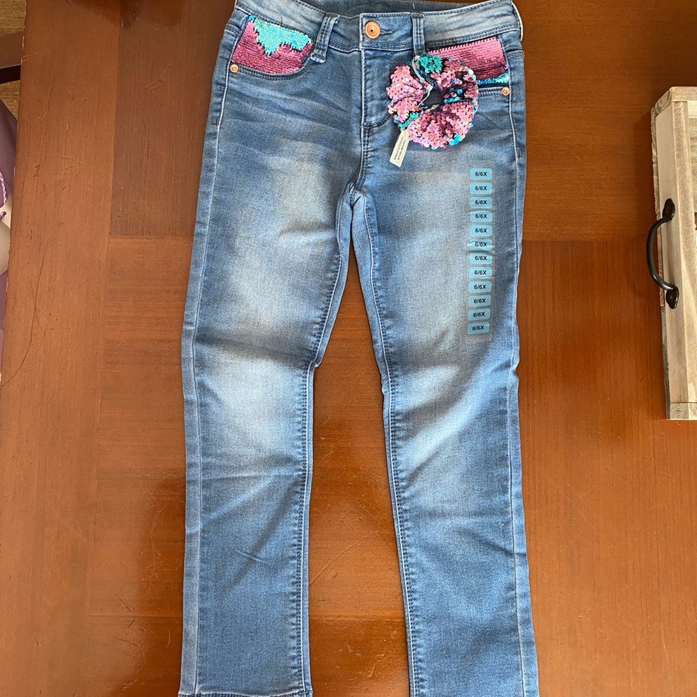 NWT Girls Skinny jeans size 6/6x